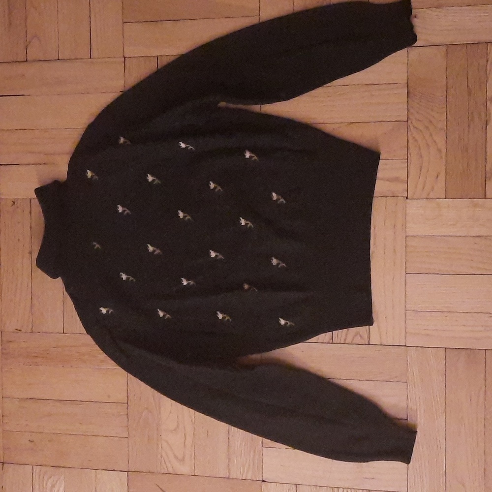 United Colors of Benetton wool turtleneck sweater,  small size, dark gray color